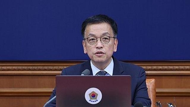 崔대행 '헌법재판관 절충'에 여야정 '동상이몽' 당혹·비판·유감