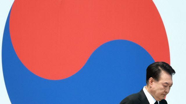 尹측, 체포영장 효력정지 신청…