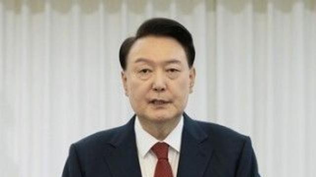 ‘내란수괴 혐의’ 윤석열 대통령 체포영장 발부···헌정 사상 처음
