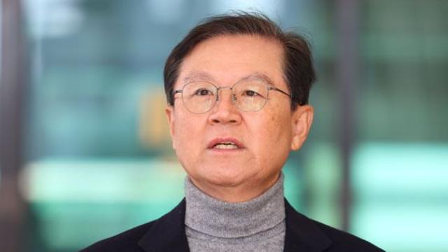 윤 대통령 측 “경찰기동대가 영장 집행 나서면, 공무 방해로 경호처가 체포할 수 있어”