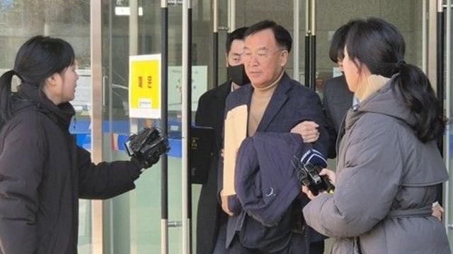 '비위 혐의' 김진하 강원 양양군수 구속…