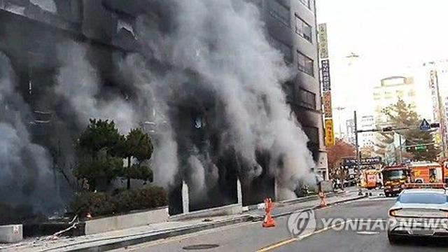분당 BYC 복합상가 화재…310명 구조·대피, 중상자 없어(종합2보)