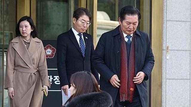국회-尹측 탄핵심판 두번째 공방…