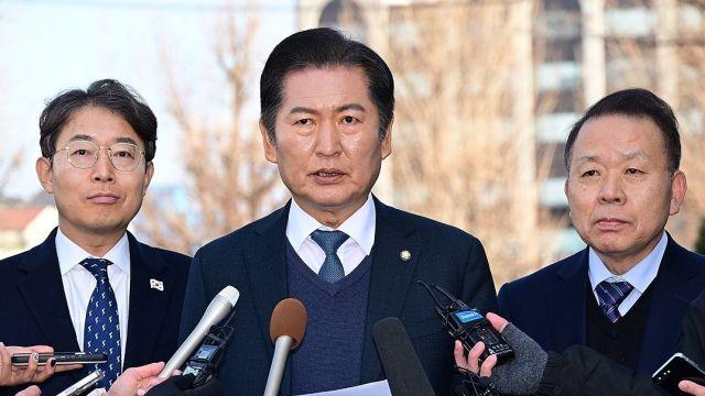 ‘尹 내란죄 뺀 탄핵’…與 “내란죄도 아닌데 국민들 선동한 꼴”