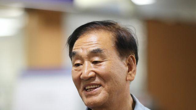 尹 수사·영장 거부에 이재오도 