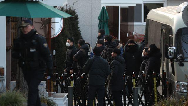 ‘尹 체포영장 집행’ 공수처·경찰, 尹 관저에 80명 투입