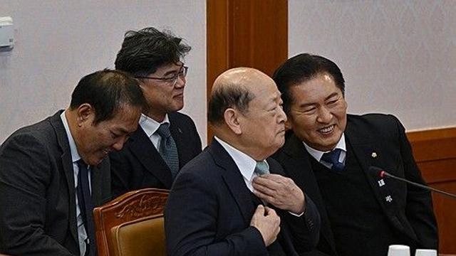 野, 尹탄핵 사유중 '내란죄' 철회에 