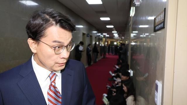 윤상현 