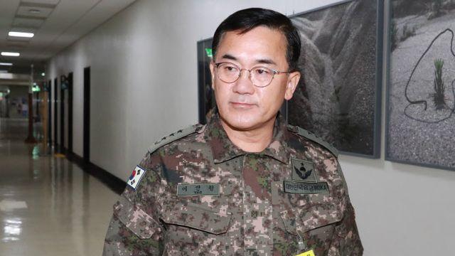 여인형, 국정원 1차장에 