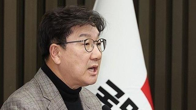 권성동 