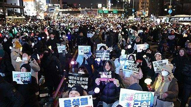 尹관저 인근집회 세 대결…