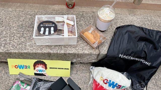 지디 햄님 역조공 뭐냐.. 지금 뜯어보는데 몇십만원 짜…