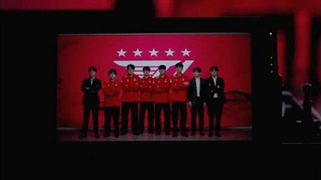 티원 유니폼 근황...jpg