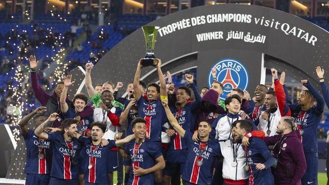 이강인 또 트로피 들었다 ‘PSG 프랑스 슈퍼컵 정상’
