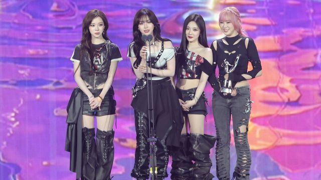 에스파, 골든디스크→中 텐센트뮤직 대상 싹쓸이! 2025년 힘차게 시작!