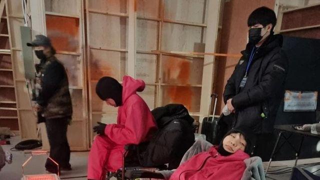 오징어게임3 씹강스포) 아까 올라온 사진 분석