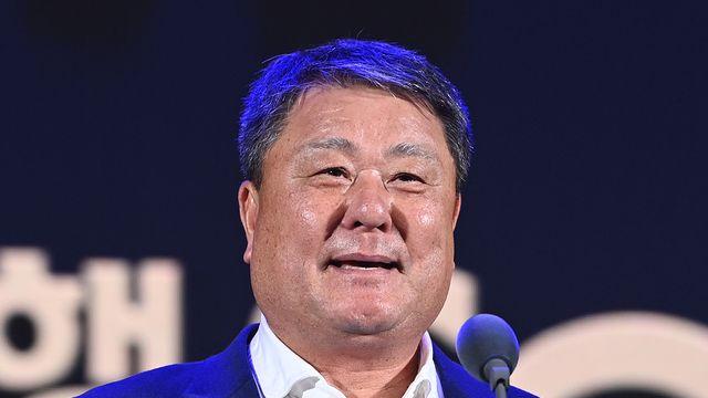 '해태 레전드' 김성한 前 KIA 감독, 광주야구소프트볼협회장 당선