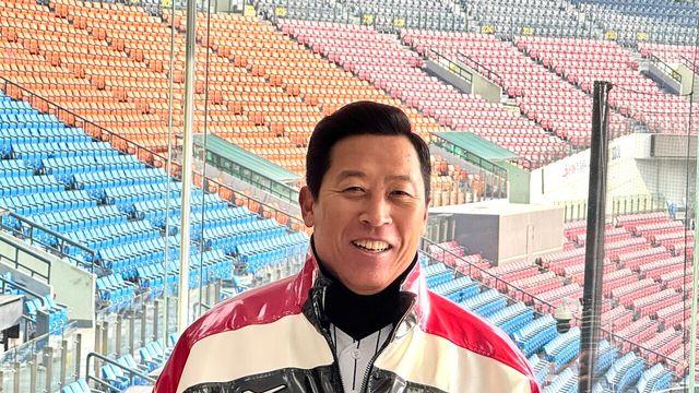 친정팀 LG로 돌아온 이병규 2군 감독 