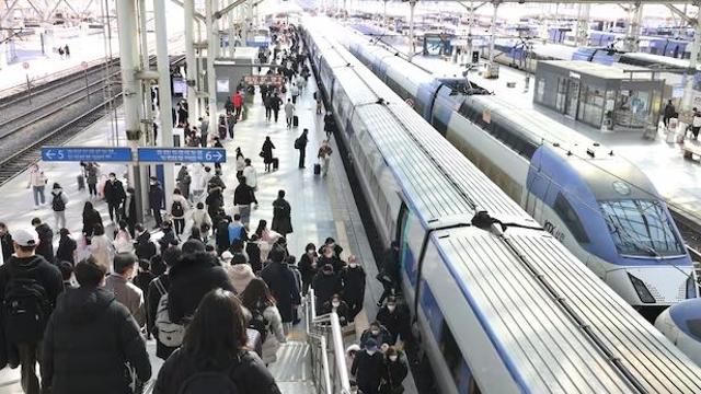 설 연휴 최대 9일 '황금연휴'… 추석에도 잘하면 10일 쉰다