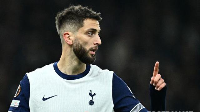 ‘경기 6분 만에 쓰러진’ 벤탕쿠르, 다행히 의식 회복…정밀 진단 위해 병원 이송 예정