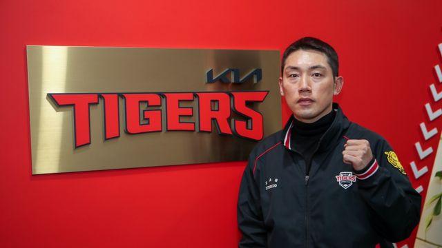 '우승멤버' FA 서건창 KIA 잔류!···1+1년 5억원 계약 