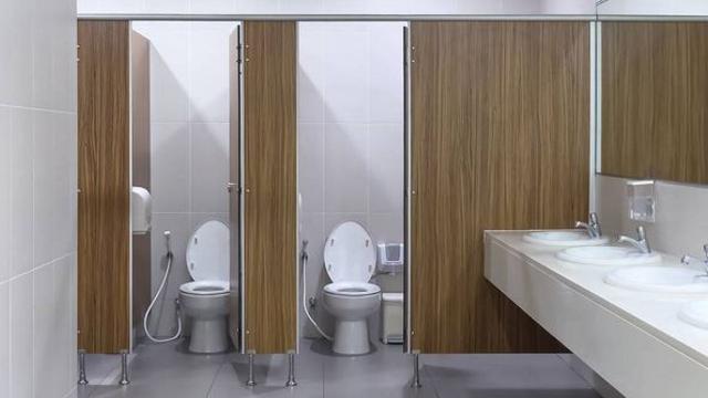 일면식 없는 사이...대낮 여자 화장실서 끔찍한 일 저지른 20대 군인 체포