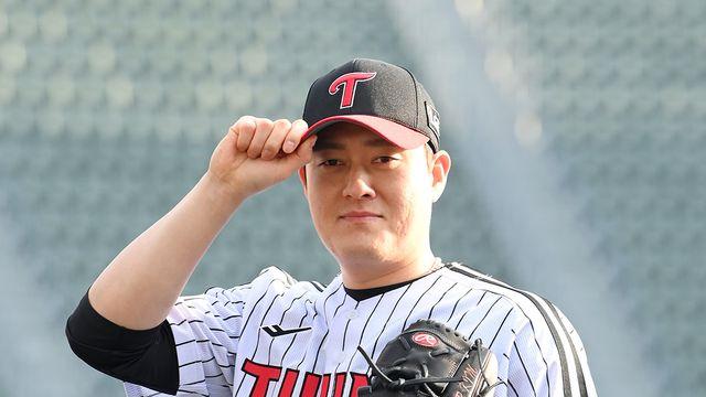 '1루에서 3루로' 짧은 거리 이적, 