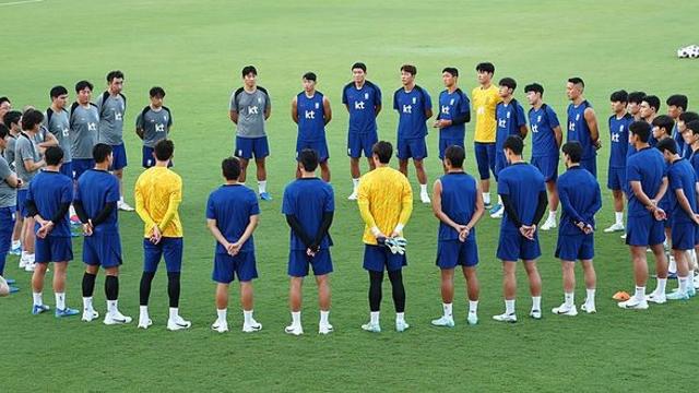 홍명보호 갈 길 바쁜데 사달 났다…한국 축구 '초유의 사태' 터졌다