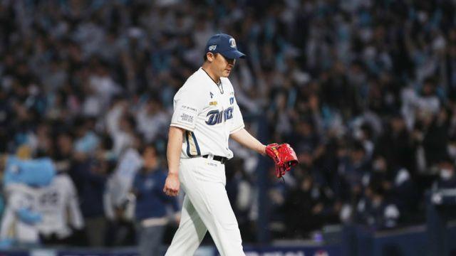 '사인할 선수는 다 했다'… '잔류 혹은 은퇴' FA 3인방의 운명은