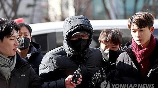 검찰, 영장기각 '공천헌금 의혹' 건진법사 결국 불구속 기소