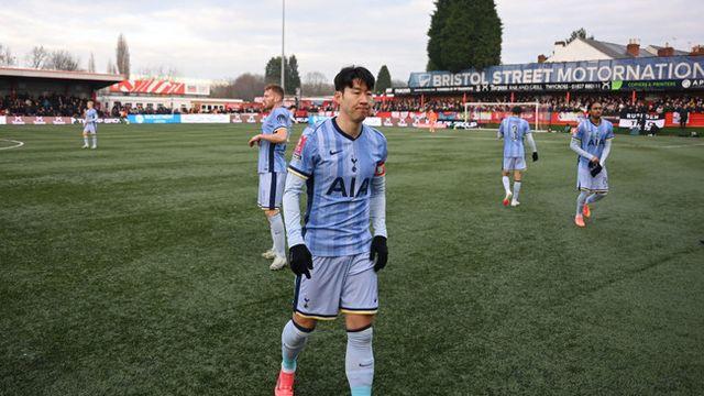 경기 흐름 다 바꿨는데...손흥민, 평점 5점 “퀄리티 보여줬지만 5부 상대로 최고 아니었어”