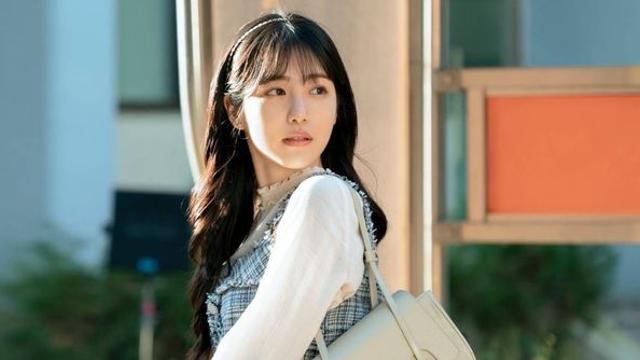 미쳤다...개봉 전 '하얼빈' 꺾고 실시간 예매율 '1위' 오른 한국 영화