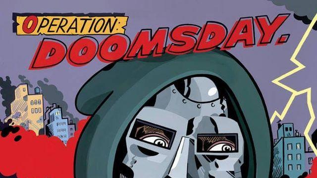 가면 쓰고 활동하던 래퍼.jpg