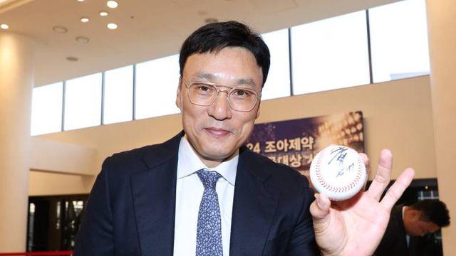 ‘이승엽호’ 두산, 2025시즌 코치진 구성 완료…日 니무라가 2군 총괄 코치