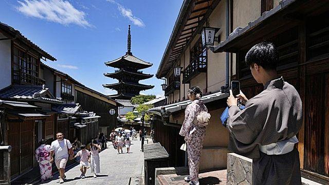 '2024년 방일 외국인 관광객' 3위 대만, 2위 중국, 1위는 바로...