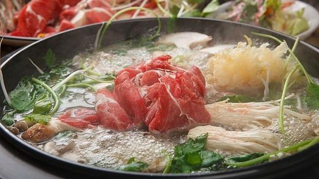 의문투성이…20여명 집단 구토한 부천 샤브샤브 식당, 믿기지 않는 결과 나왔다
