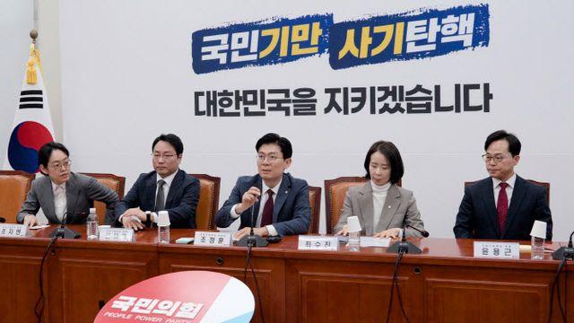 ‘외연 확장’ 개혁 나선 與, 국민·전문가 ‘쓴소리’ 듣는다(종합)