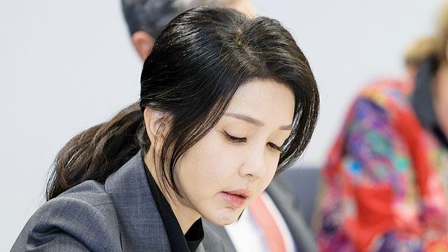 관저에 홀로 남은 김건희 여사, 걱정스러운 소식 전해졌다