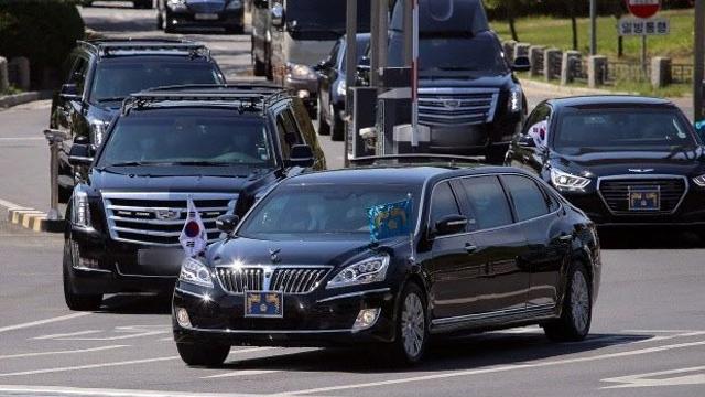 총알도 못 뚫는 철통 보안…한국 대통령의 차 살펴보니[누구차]