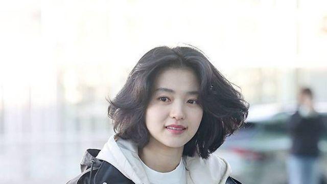 오늘자 김태리 머리숱 근황