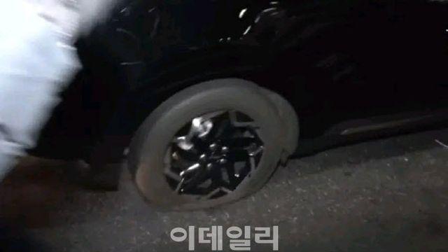 尹 지지자, 공수처 차량 포위 파손·신변 위협…