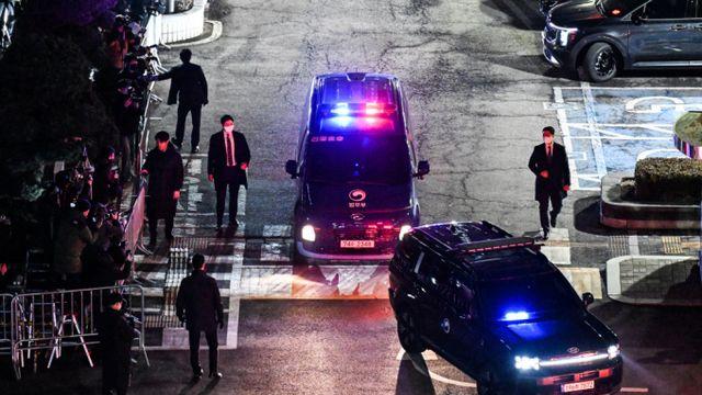 윤 대통령 영장심사 4시간50분만에 종료, 직접 발언도… 구치소 복귀