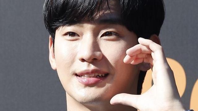 [스타헬스] 김수현, 건강 유지 비결…아무도 예상 못 했다