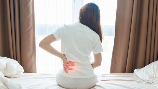 어쩐지 삐뚤어 보이더라…틀어진 골반, 어떻게 교정해야 할까?