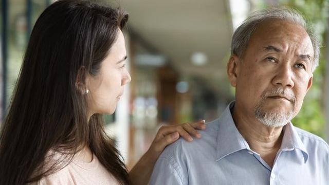 진단 받으면 절망 뿐이라는 알츠하이머, 새로운 치료법 나왔다