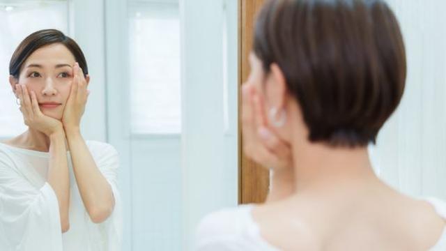 암부터 치매까지…매일 아침 거울을 보면 내 건강 상태가 보인다