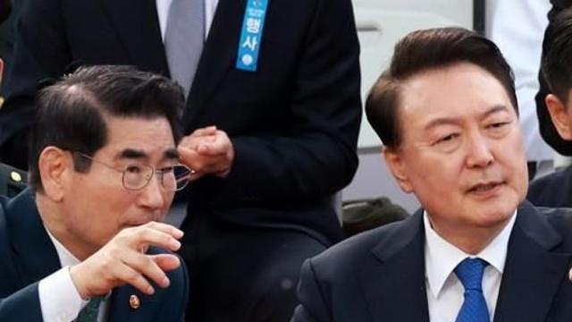 [이슈] 윤석열-김용현, '포고령' 책임 진실게임 '비상입법기구'도 엇갈려... 서로 손절 시도?