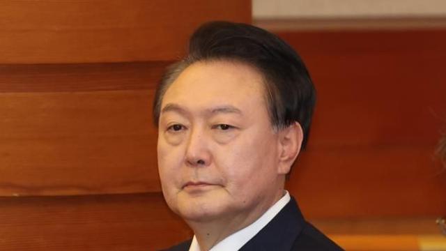 윤석열, 탄핵 심판 출석…