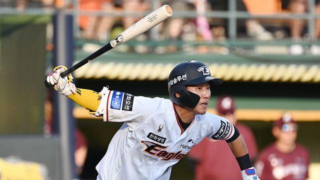 '독립리그→최강야구→3할+100안타' 황영묵, 연봉 단숨에 '177%' 빅 점프…주현상도 127% 뛰었다