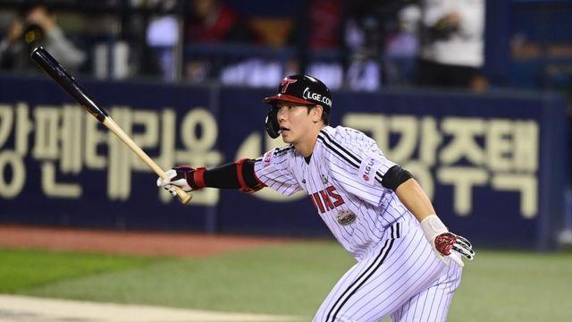 ‘6억5000만원’ 홍창기, FA 제외 LG 최고 연봉자로 우뚝…손주영은 300% 인상